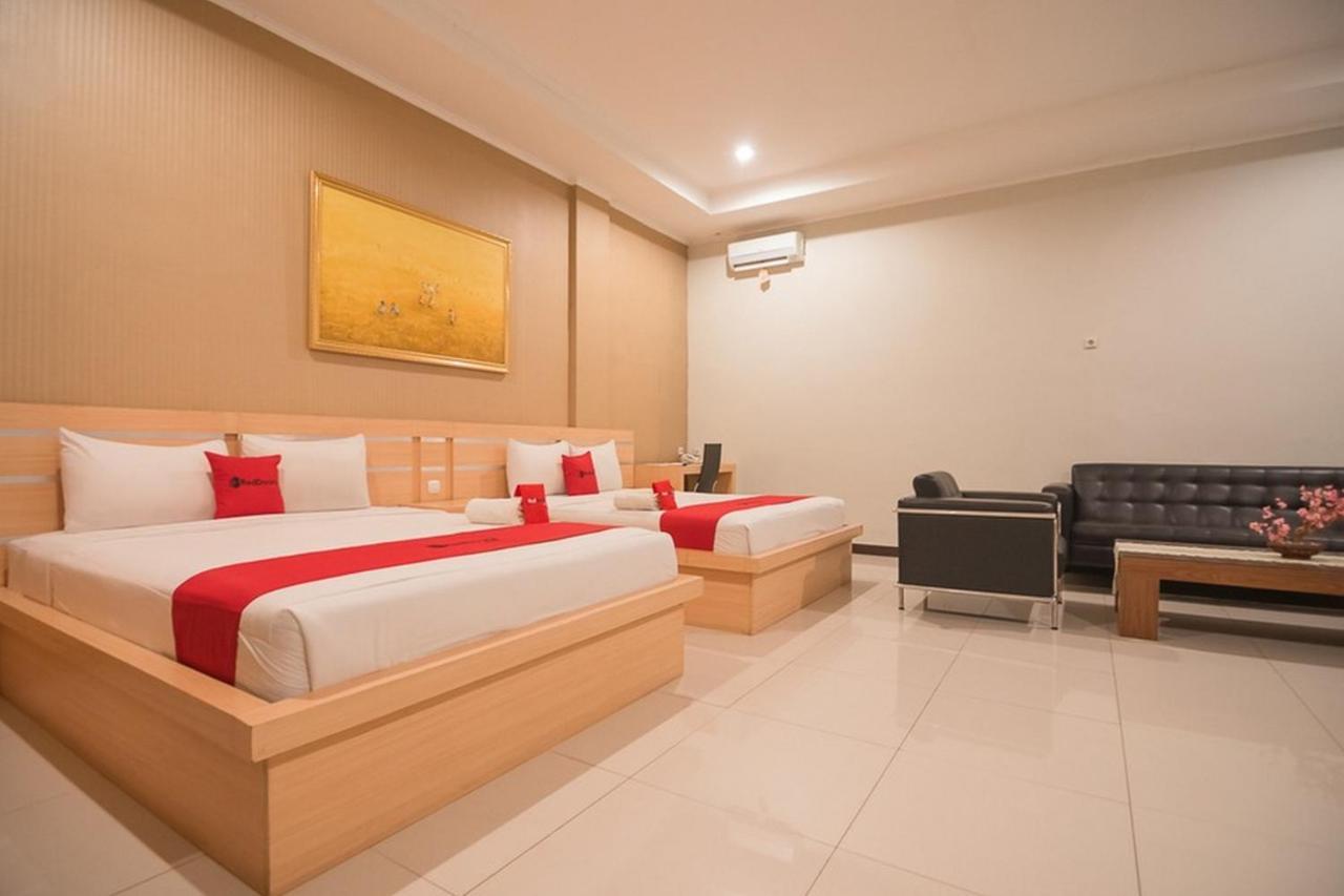 Reddoorz Near Lembang Park & Zoo 2 Otel Dış mekan fotoğraf