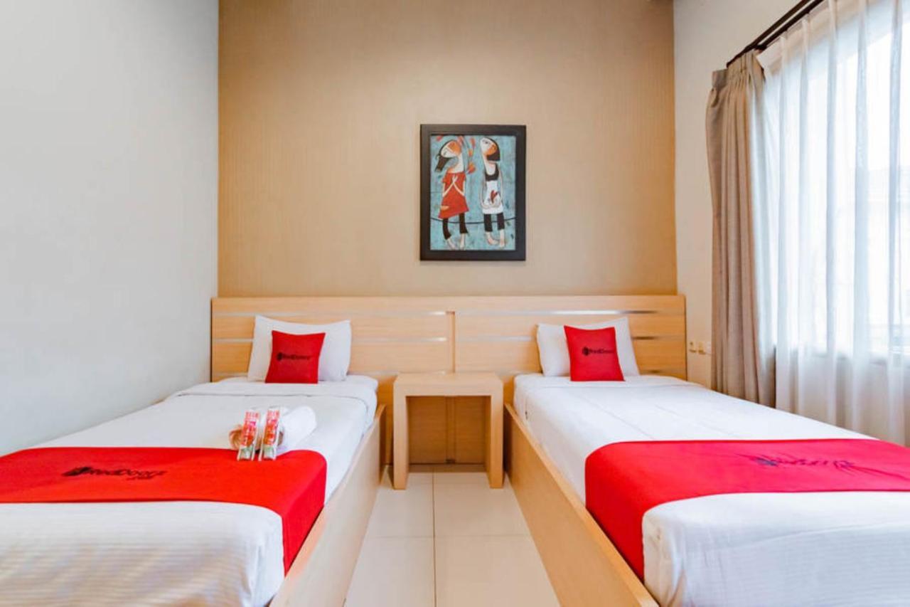 Reddoorz Near Lembang Park & Zoo 2 Otel Dış mekan fotoğraf