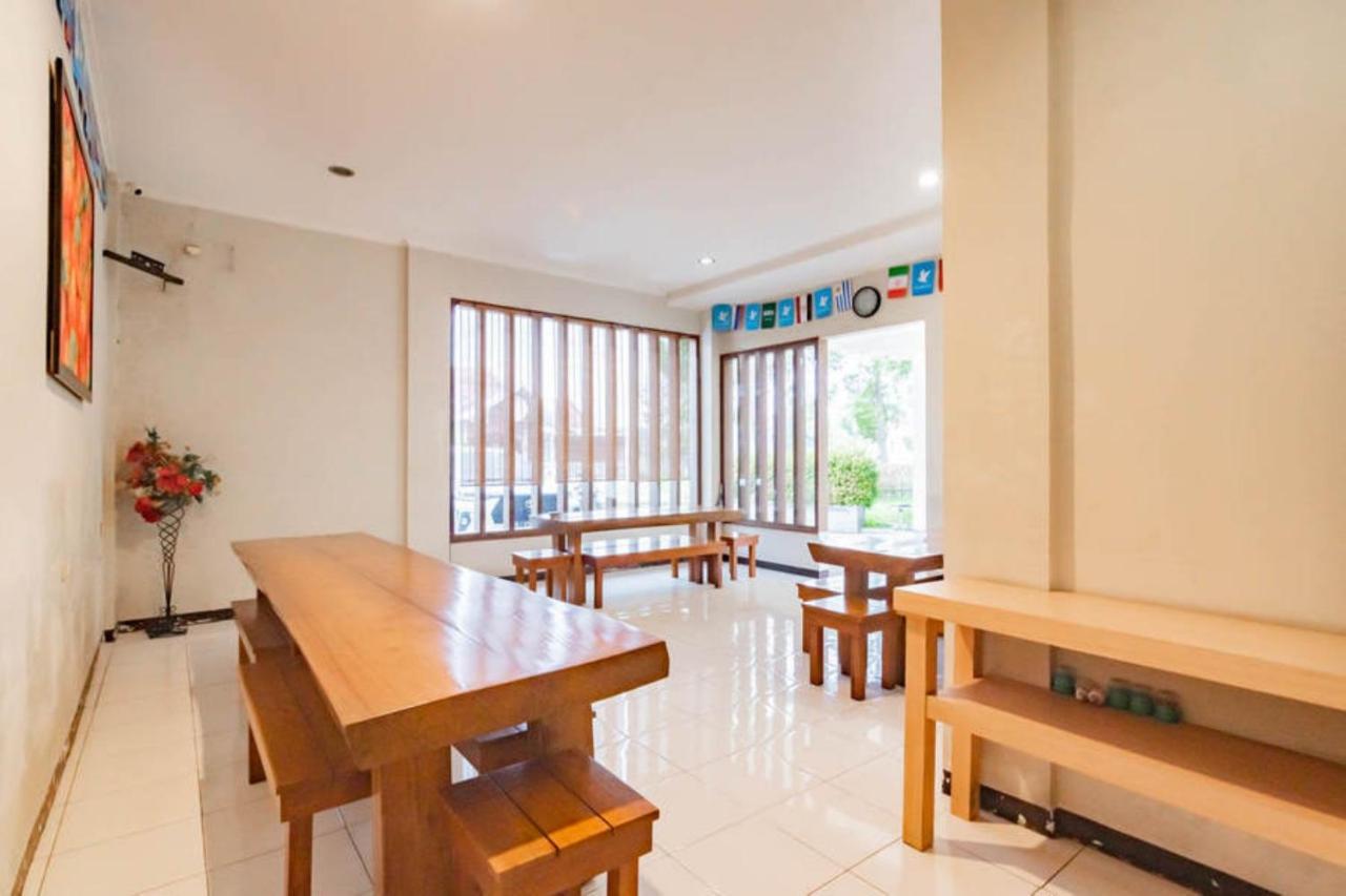 Reddoorz Near Lembang Park & Zoo 2 Otel Dış mekan fotoğraf