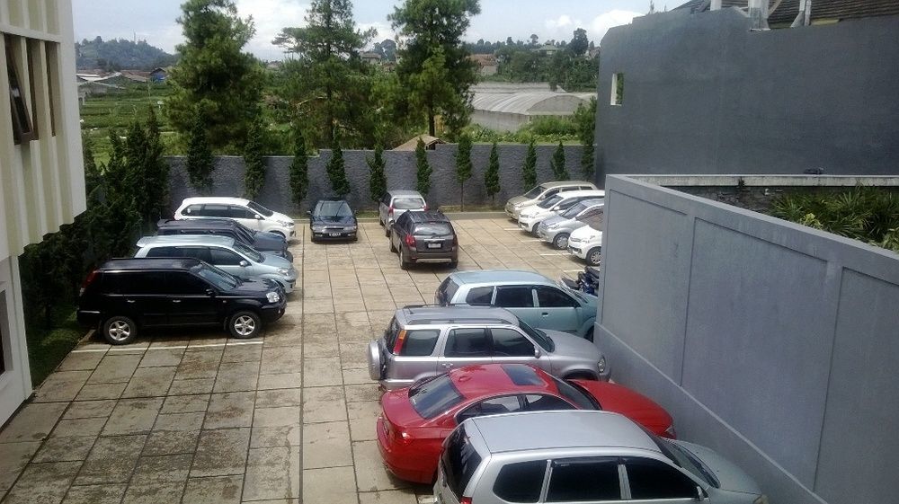 Reddoorz Near Lembang Park & Zoo 2 Otel Dış mekan fotoğraf